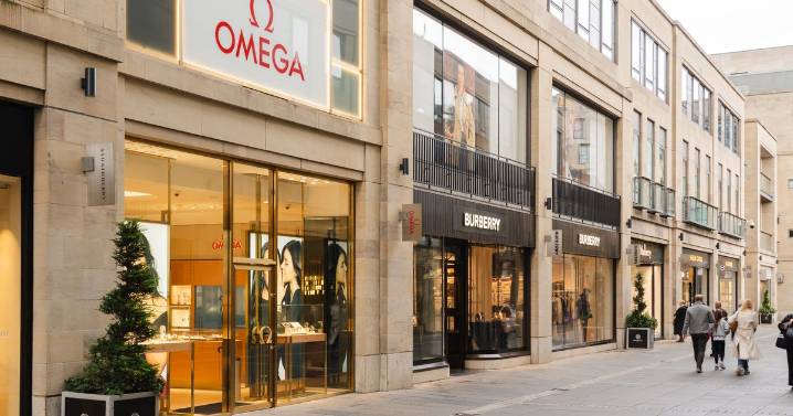 Edinburgh shoppers welcome 'world-class' luxury watch retailer in prime spot