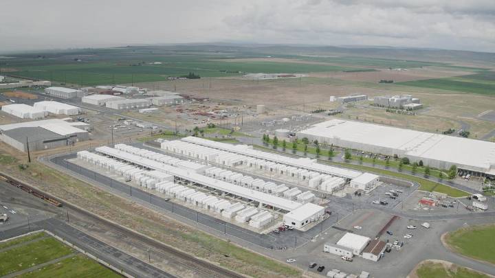 Así serán los tres centros de datos de Microsoft en Zaragoza: edificios "sencillos", "dobles" y una construcción por etapas