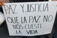 Se congregan ciudadanos para Marcha por la Paz en Uruapan