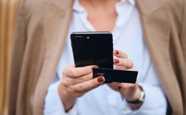 Mastercard y L’Oréal lanzan una tarjeta de crédito