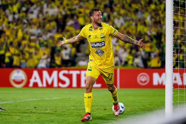 Atlético Bucaramanga presiona a la U por Luciano Pons: esto es lo que pide Azul Azul para vender al delantero