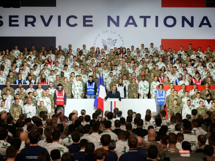 Planes militares ante amenaza rusa