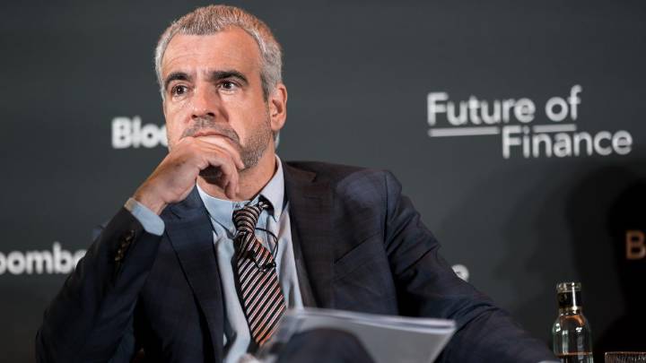 Aena cae un 5% en bolsa tras la enmienda en el Senado que congela las tasas aeroportuarias