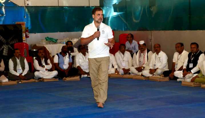 Rahul Gandhi asks new district chiefs in MP to work at grassroots...
