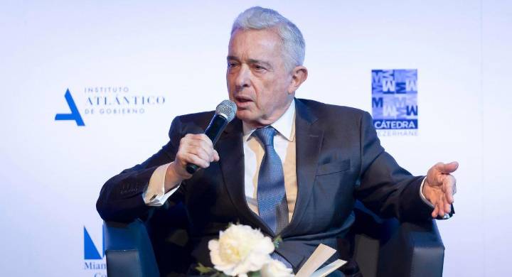 Se reactiva el caso: Víctimas en el caso Uribe piden 30 días hábiles de prórroga para radicar demanda