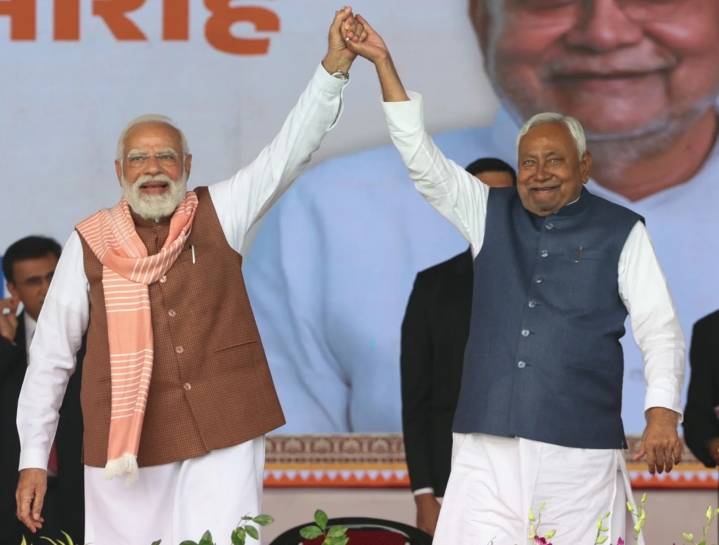 Nitish Kumar takes oath as the Bihar Chief Minister for record 10th time