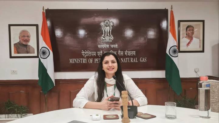 ‘Isolated myself, gained 45 kg’: IAS officer shares inspiring UPSC journey, says ‘real victory is when you don’t quit’