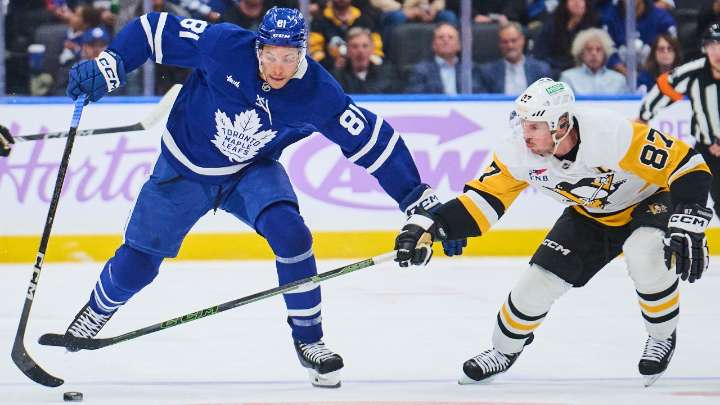 Maple Leafs erase three-goal deficit in the third period to stun Penguins