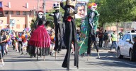 Universidad de Sonora celebra 25 años de su tradicional Procesión de Día de Muertos
