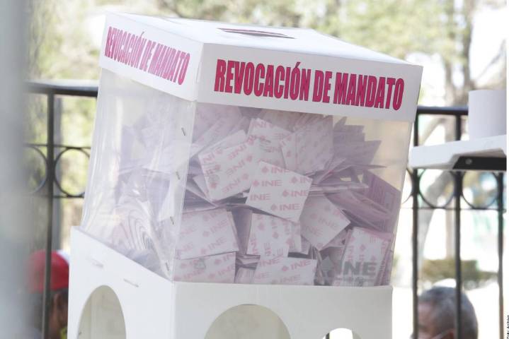 Alega Morena ‘ahorros’ con revocación en 2027