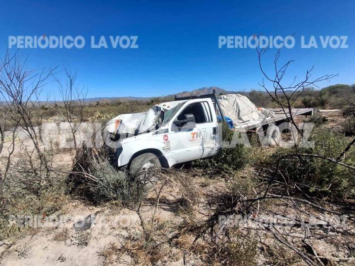 Lesionado tras volcadura de camión en carretera federal 53