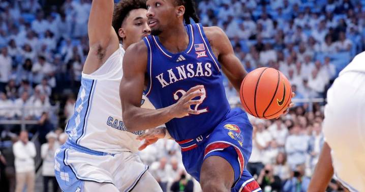 No. 19 Kansas sputters in second half, falls to No. 25 North Carolina 87
