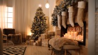 How To Decorate For Holidays While Maintaining A Minimalist Aesthetic