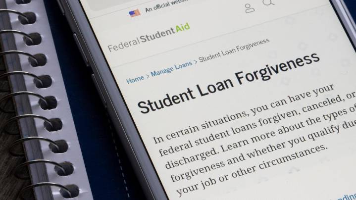 Washington joins 21 states in suing U.S. Department of Education over PSLF restrictions