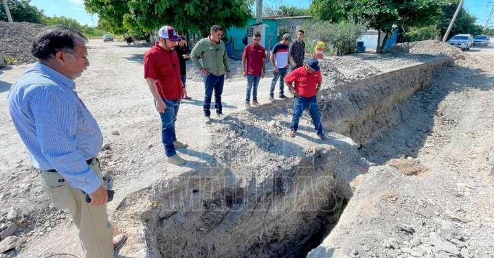 Avanza Miguel Z??iga en materia hidrosanitaria. Pone soluci?n definitiva a problemas de drenajes