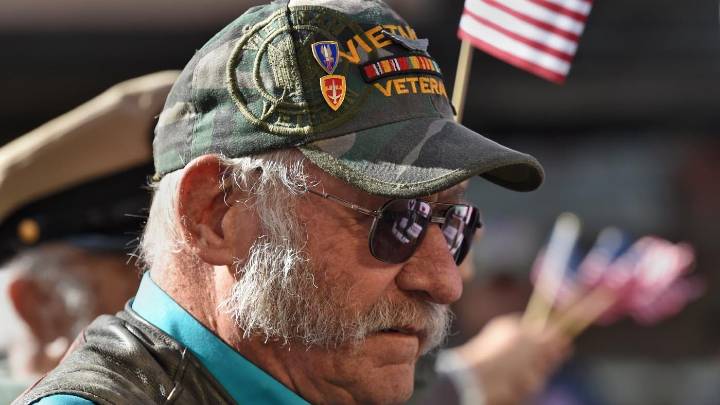 See Veterans Day 2025 deals in Reno at Cracker Barrel, In