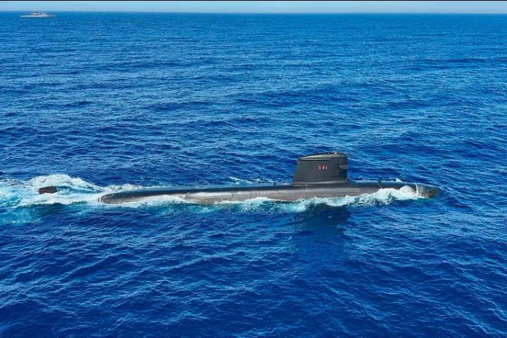 Milei confirma la compra de submarinos a Francia para recuperar capacidad en defensa
