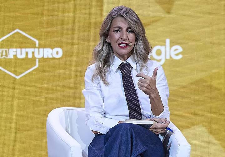 El Gobierno acusa a la CEOE de «calentar la silla» y torpedear la ley para reducir las muertes en el trabajo