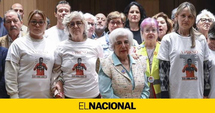 Las víctimas de la DANA tildan de "indigna" la dimisión de Mazón y piden "prisión"