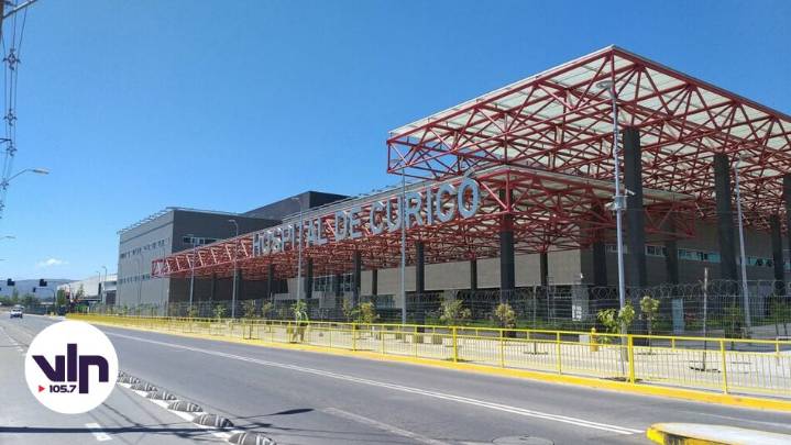 Reo intenta fugarse desde el Hospital de Curicó, pero fue recapturado: Paciente señala que gendarmes estaban durmiendo