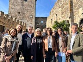 Victoria Bazaga destaca el esfuerzo colectivo para impulsar la vida cultural en torno al castillo de Luna Alburquerque