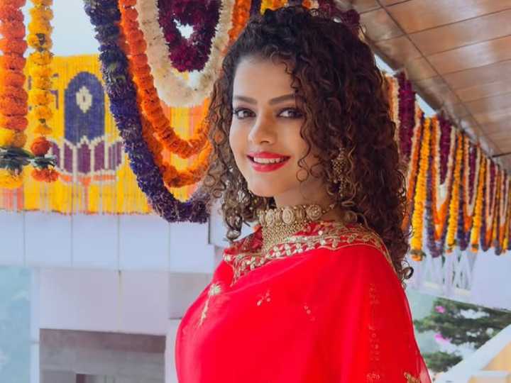 Palak Muchhal’s Guinness Record 2025: A Voice That Saved 3,800 Hearts