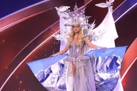 VIDEOS. “Llevo un gran luto”: Inna Moll deslumbra con traje típico inspirado en las Torres del Paine y se refiere a muerte de turistas