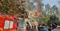Blaze breaks out at DFO Tangmarg, joint operation controls flames
