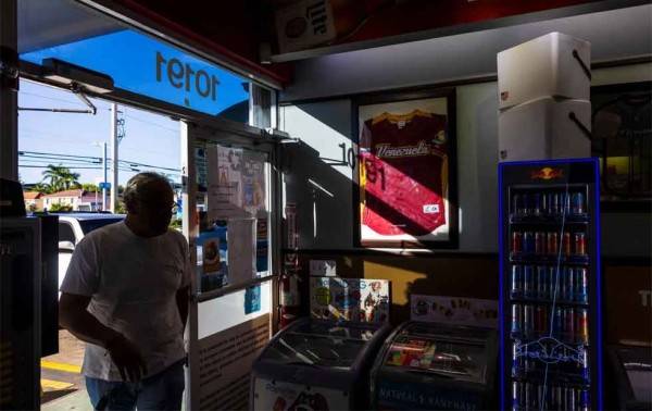 ¿EU debe enviar tropas a Venezuela? El debate divide a los venezolanos de Florida