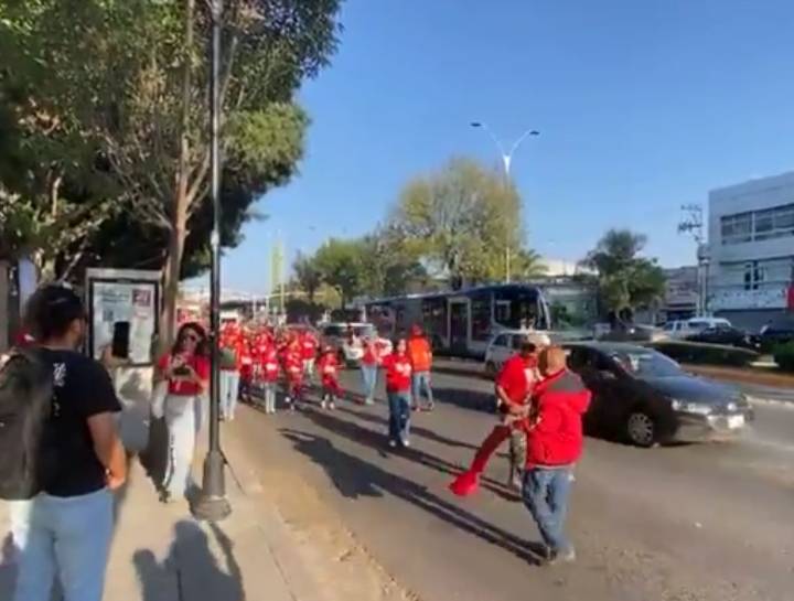 Realizan recorrido religioso por Av. Constituyentes