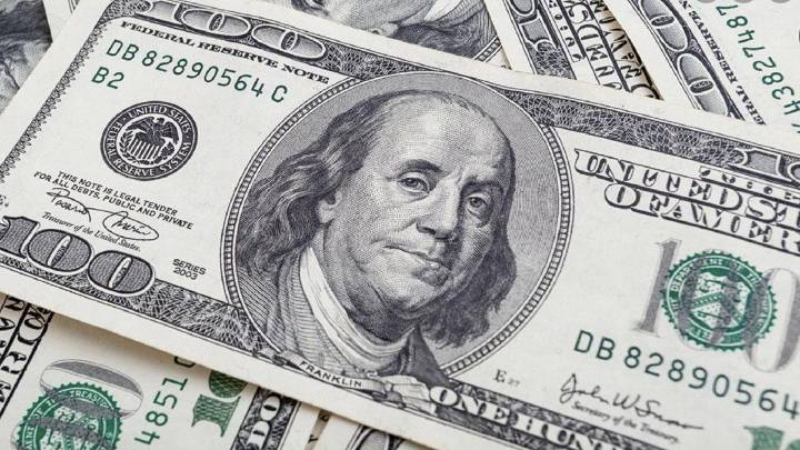 Dólar blue y dólar oficial hoy: a cuánto cotizan este domingo 9 de noviembre