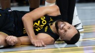 Warriors’ Curry bruises right quadriceps in loss, to get MRI