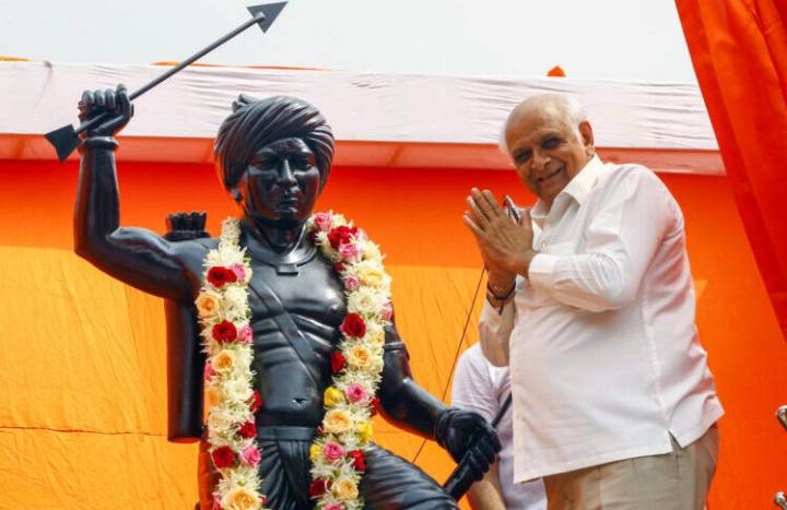 Gujarat To Launch 1,378-Km ‘Tribal Pride Rath Yatra’ Ahead Of Birsa Munda’s 150th Birth Anniv