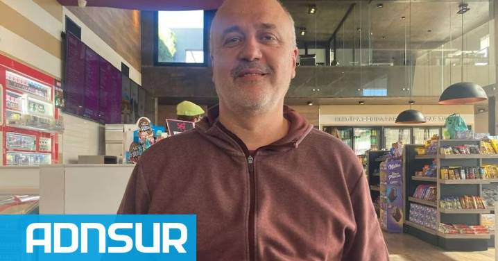 21:38 Imputaron al hermano de Emanuel Ginóbili por el derrumbe del club que causó 13 muertes en Bahía Blanca