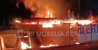 Incendio consume bodega de aires acondicionados en Tierra Caliente