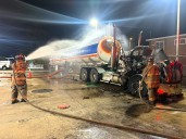 Investigan incendio provocado a camión de gasolina