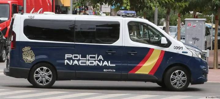 Policía española detiene a trece miembros del Tren de Aragua