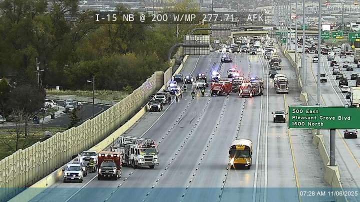 Traffic backed up after rollover crash on I