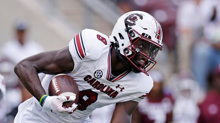 South Carolina receiver confronted by officer after scoring 80