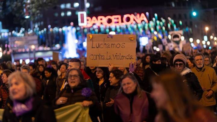 Miles de mujeres toman las calles este 25-N para luchar contra la violencia machista