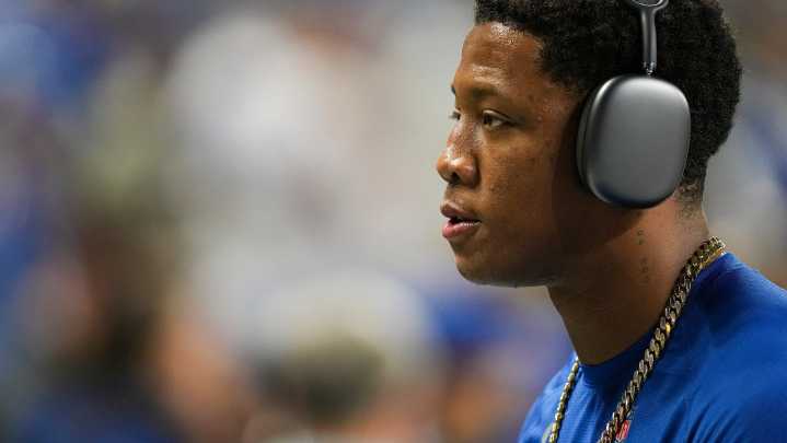 Colts CB Jaylon Jones draws costly penalty defending teammate