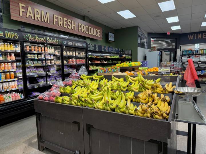 Nevada shoppers react to President Trump rolling back tariffs