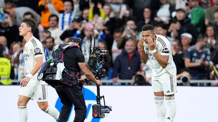 La bonita historia tras la celebración del gol de Mbappé al Valencia: "Hizo una señal de guerrero mientras miraba a cámara"