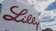 Eli Lilly hits $1 trillion market value, first for health care company