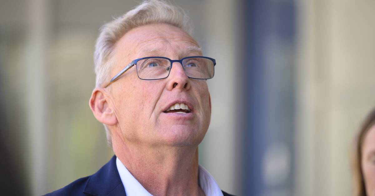 Can Canberra Liberals' leader Mark Parton do a Steven Bradbury?