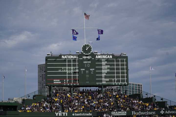 Gophers looking forward to playing at Wrigley Field