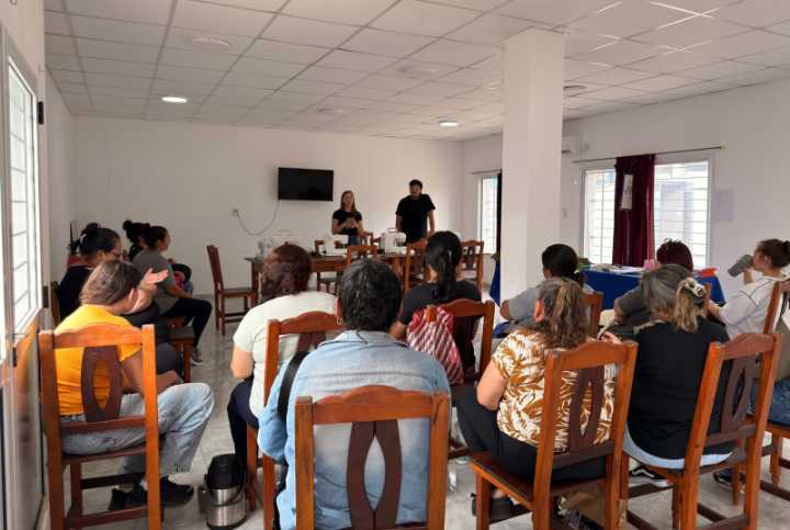 Castelli: Impulsa Capacitaciones dio inicia al Taller de Reciclaje Textil