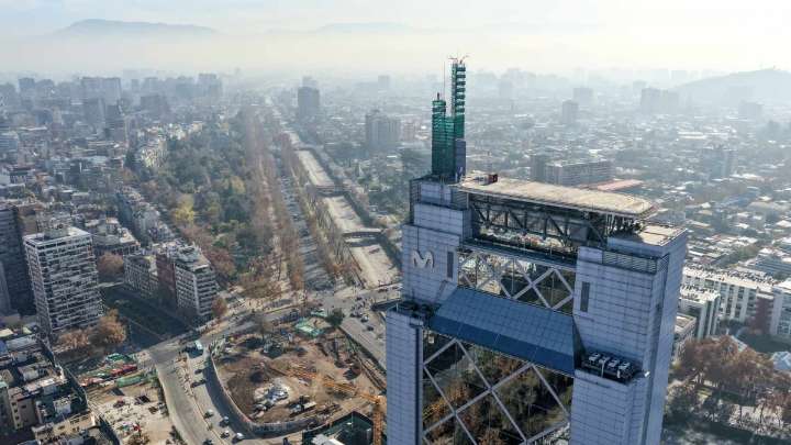Telefónica dice adiós adiós a Chile: Estos son los posibles compradores de la empresa