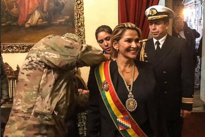 Expresidenta boliviana Janine Añez salió en libertad