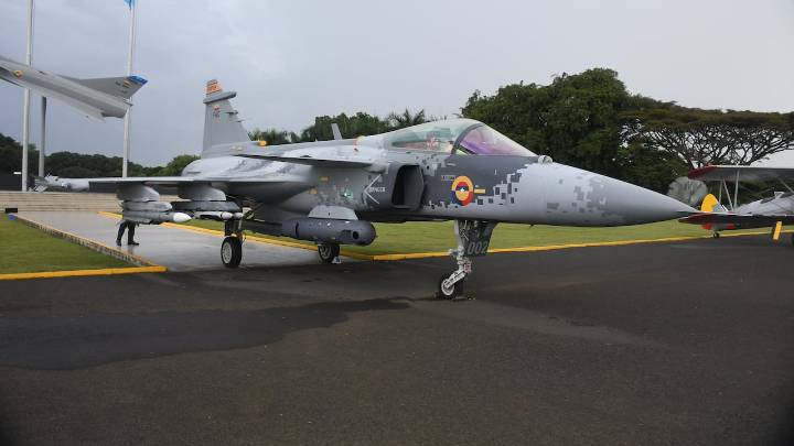 Exclusivo: este fue el papel de la firma Brigard y Urrutia en la compra de los aviones Gripen